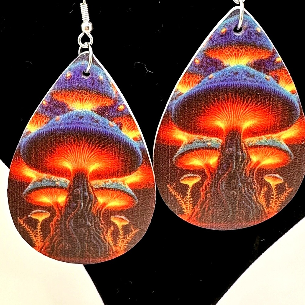 New Mushroom Earrings Psychedelic Teardrop Dangle Earrings Funky Statement